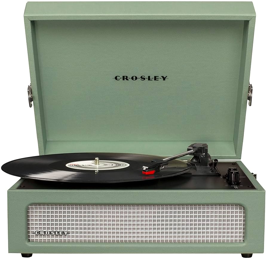 Amazon.com: Crosley CR8017B-SA Voyager Vintage Portable